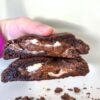 Cookie de Cacau com Chocolate Mesclado